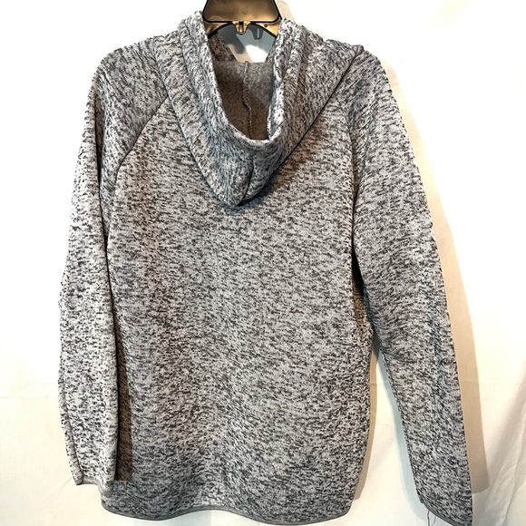 In a World Where You Can be Anything Be Kind XL Gray Hoodie. - Picture 5 of 6